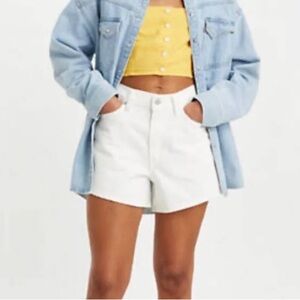 Levi’s Silvertab White Mom Jean Shorts High Rise Size 33